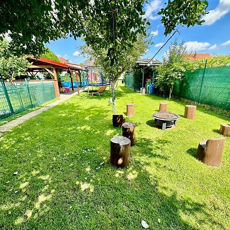 Apartman Sen Petrov Dış mekan fotoğraf
