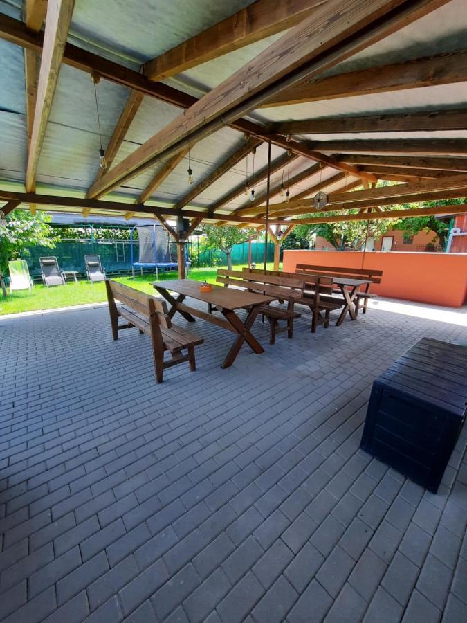 Apartman Sen Petrov Dış mekan fotoğraf