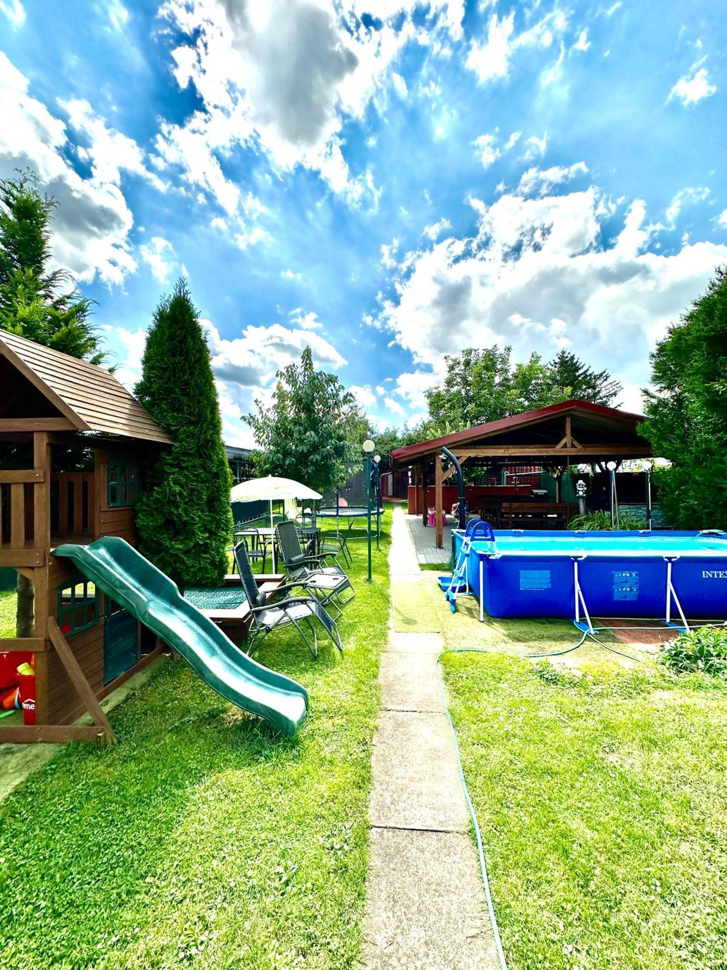 Apartman Sen Petrov Dış mekan fotoğraf